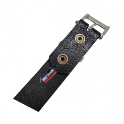 Ceinture ferrari spirit, Tucker