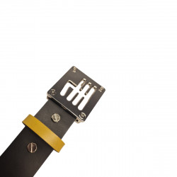 Ceinture ferrari spirit, Tucker